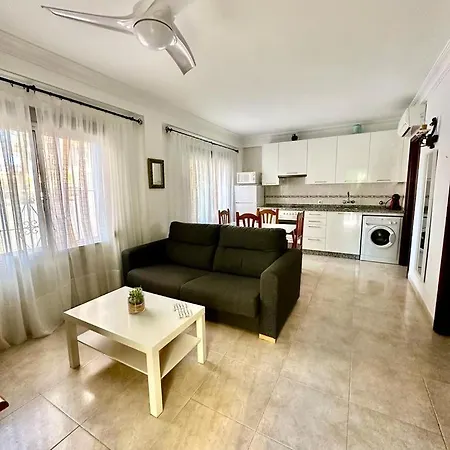 Boliches 150 M De La Playa Apartment *