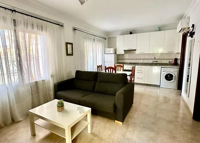 Boliches 150 M De La Playa Apartamento *