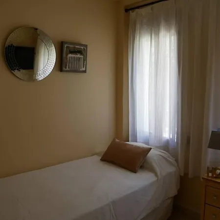 Boliches 150 M De La Playa *